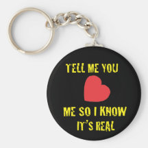 En keychain med en ifrågasätta nyckel ringar