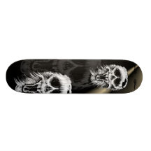 En otäck döskalle skateboard