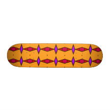 Etniska röda rhombusdiamanter, lilor på orangen skateboards