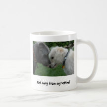 Få i väg från mitt kaffe! mugg
