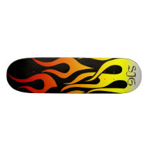 Flammande Skateboard