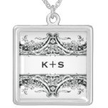 Flott vintageMonogramhalsband