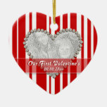 För valentinesfoto "för vår första valentin" röd h jul dekorationer