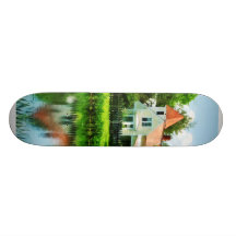 Förorts- hus med reflexion skate deck