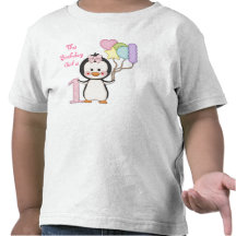 Första födelsedag för pingvinCutie- flicka Tee Shirts