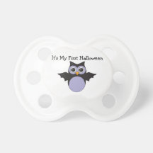 Första Halloween fladdermössnappar