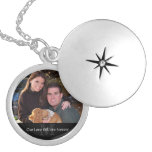 Fotogåvahalsband - Monogram + Beställnings- text