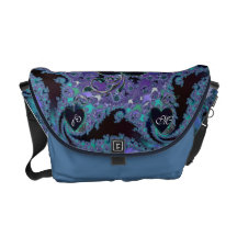 Fractalhjärta virvlar runt Monogrammed messenger b