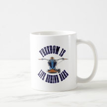 Frihet är liv bak pubar kaffe mugg