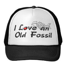 Gammal fossil- hatt kepsar