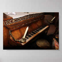 Gammal pianoaffisch