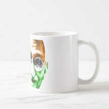 Gandhi på subtil indisk flagga kaffe mugg