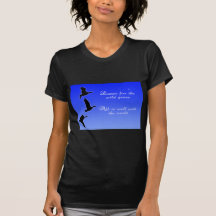 Gässflugan över himmlen - lyssnar fåglar t-shirt