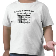 Gjort mellan aktioner t-shirts