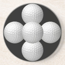 Golfbollkustfartyg på svart bakgrund dryck underlägg