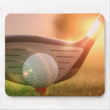 Golfputtermusen vadderar mus matta