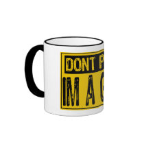 Göra panikslagen inte tecken Im en Geek - guling/s Kaffe Mugg