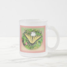 Grattis på födelsedagenhälsningtiger Swallowtail B Kaffe Koppar