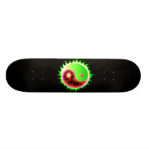 Gröna Yin Yang flammar skateboarden