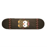 Gullig flickauggla med rosapilbågen skateboards