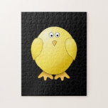 Gullig gul chick. Lite fågel på Black. Jigsaw Puzzle