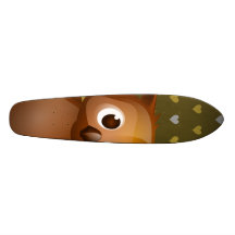 Gullig uggla på brun hjärtamönsterbakgrund anpassningsbara skateboard