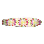 Gulligt rött bärgirlandmönster skate deck