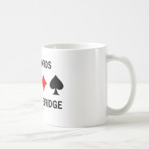 Ha kort att ska lek överbryggar kaffe muggar
