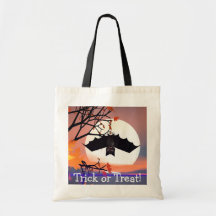 Halloween fladdermöss i träd tote bag
