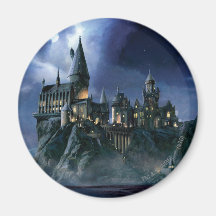 Hogwarts slott på natten kylskåpsnagnet