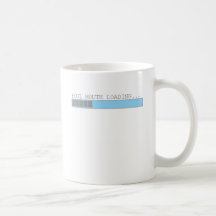 Illaluktande mun som laddar rolig manar flickahumo kaffe mugg