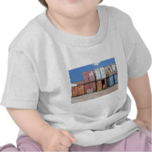 Industriell lastbehållare för sändning tee shirts