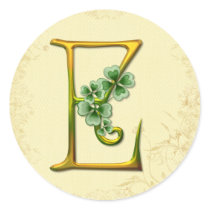 Irländsk guld- Monogram E