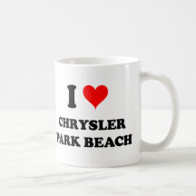 Jag älskar Chrysler parkerar stranden Muggar