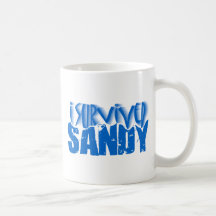 jag överlevde SANDIGT Kaffe Muggar