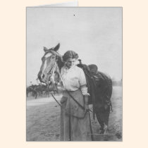 Jane Bernoudi och henne häst kort