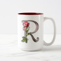 Kaffemugg med ursnyggt utsmyckat initialt R