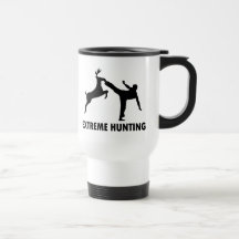 Karate för ytterlighetjakthjort sparkar mugg