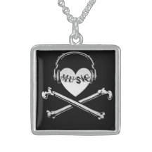 Kärlekmusikhörlurar skalle och Crossbones Halsband