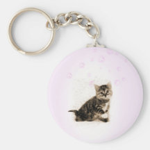 KATTUNGEN SOM LEKER MED, BUBBLAR NYCKELRINGEN