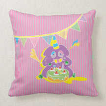 Kawaii Monster cake. クッション