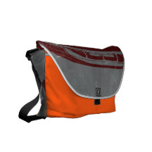Kraftig Scarab Messenger Bag