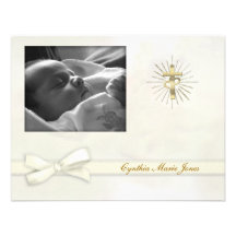 Krämig pastellfärgad Christeningfotoinbjudan