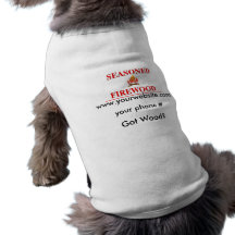 Kryddat vedträ.  Harträ? Hund T-shirt