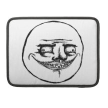 Kusligt mig Gusta - MacBook Pro sleeve