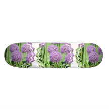 Lila blommorSkateboard