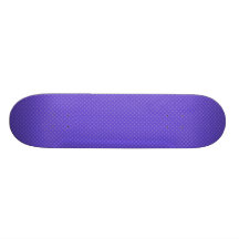 Ljus snyggt - purpurfärgade turbiner på purpurfärg skate deck