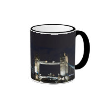 London torn överbryggar kaffe mugg