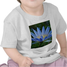 Lotusblommablomma och menande tshirts