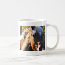 Lycklig häst kaffe koppar